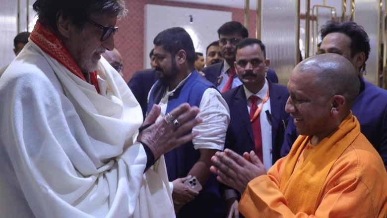 Amitabh Bachchan Greets UP CM Yogi Adityanath With Folded Hands at Ram Mandir; Pics Go Viral