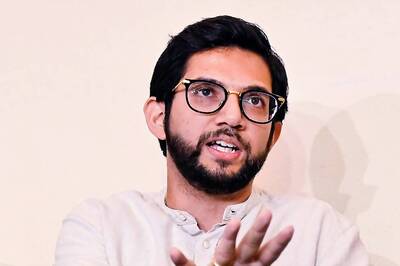 Aaditya Thackeray's Yuva Sena May Ditch Allies & Go Solo in Mumbai University Senate Election
