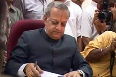 CEC report says Chawla leaked info to Congress