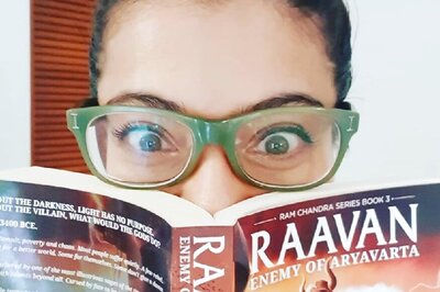 Kajol Plans to Re-read the Books in Her Library During Lockdown