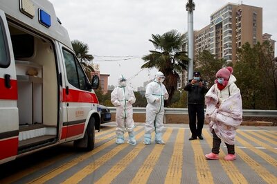 Three Red Cross Officials Punished in China's Coronavirus-hit Hubei Province for Donation Errors