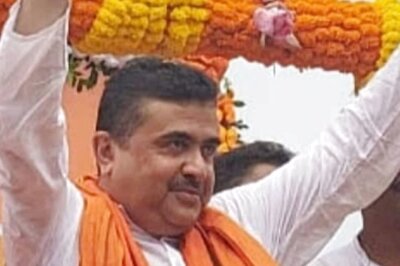 'Don't Touch Me, I Am Male': BJP's Suvendu Adhikari Tells Female Cop During ‘Nabanna Cholo’ Protest