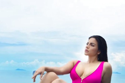 Shama Sikander Oozes Oomph In A Sexy Pink Cutout Monokini, Fan Say 'So Hot'