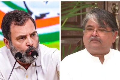 Savarkar's Grandson Threatens FIR Against RaGa, Says 'Some in Cong Also Unhappy with Remark'