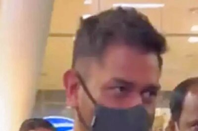 MS Dhoni Makes Surprise Entry in Chennai; CSK Welcomes Thala With a Heartfelt Post