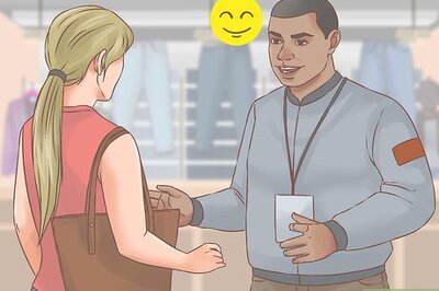 How to Be a Successful American Eagle Outfitters Employee