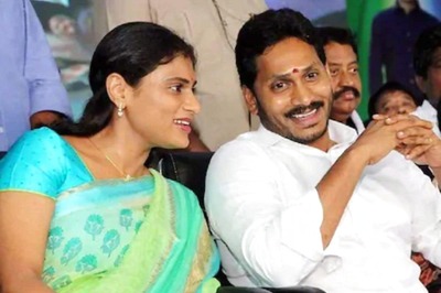 'A Lion Comes Alone': Will Jagan's Sister Sharmila's New Party Stir up Telangana Politics?