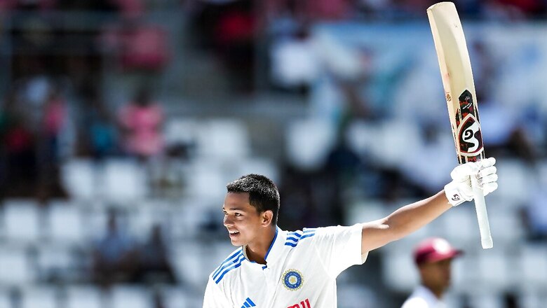 'Love Test Cricket, I Like This...': Yashasvi Jaiswal Dedicates Maiden Test Century to Parents | WATCH