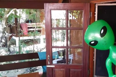 On In 10 Brits Believes Aliens Exist, Go Out To Shop And Buy Liquor: Survey