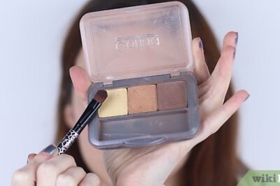 How to Look Good with Pale Skin