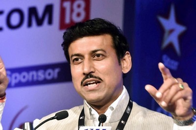 Rajyavardhan Singh Rathore Slams Statements by Rahul Gandhi on Centre’s Vaccination Strategy