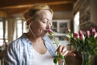 A Reduced Sense of Smell in Seniors Could Indicate an Increased Risk of Dementia