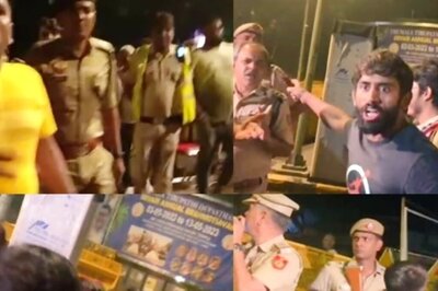 'Drunk Delhi Police Officers Pushed and Abused Me': Protesting Wrestler Vinesh Phogat