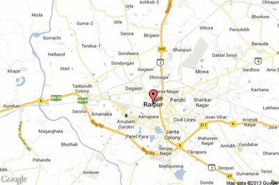 Policeman killed in encounter with Naxals