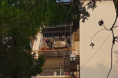 Mumbai: 1 Dead After Fire Breaks Out on 6th Floor of Residential Building in Santacruz