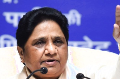 Will Expel Mafia-turned Politician Atiq Ahmed's Wife from BSP if Found Involved in Lawyer’s Murder, Says Mayawati