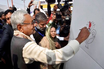 Bihar CM adds 'Colour to Lotus' at Patna Book Fair, Triggers Speculation