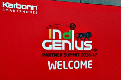 Karbonn Titanium Vista and 3-D Plex Smartphones Launched at a Starting Price of Rs 3,890