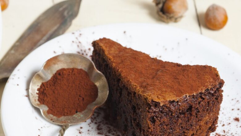 Beginner's Delight: Whip Up This Easy Eggless, No-Oven Nutella Cake