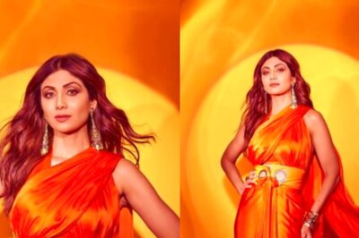 Shilpa Shetty Dons Rs 24k Saree for Super Dancer 4, Looks Resplendent in Orange