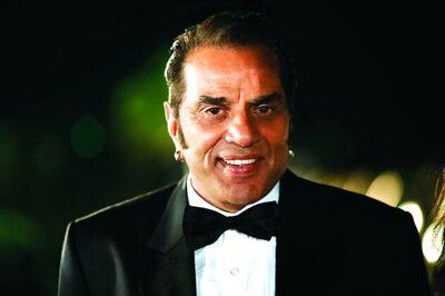I try to maintain my privacy: Dharmendra