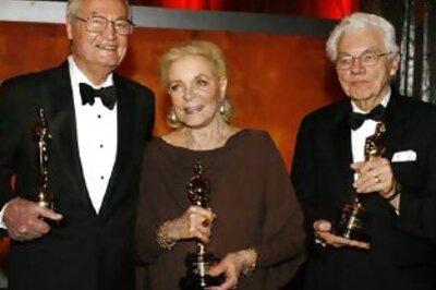 Screen siren Lauren Bacall gets lifetime Oscar