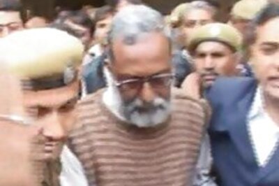 Bitti Mahanti may surrender, father's suspension stays