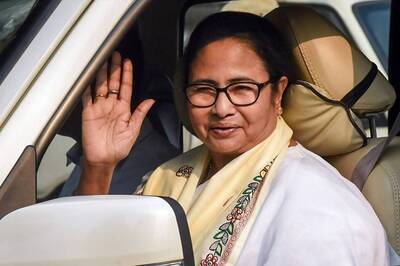 Mamata Banerjee Set for Her First Foreign Trip after 5 Years: WB CM Eyes Investment from Dubai, Spain