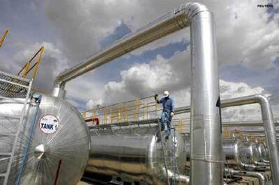 Vedanta to buy majority stake in Cairn India