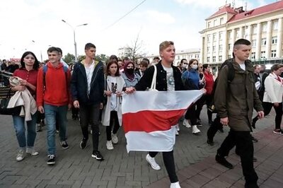 New Protests In Belarus As Opposition Squabbles, U.S. Weighs Sanctions