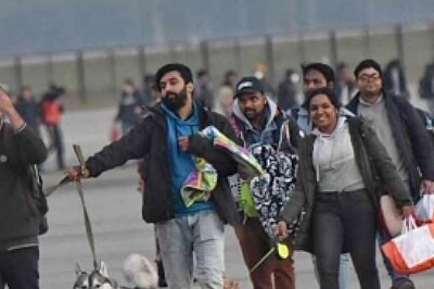 DGCA Instruct Airlines to Formulate Policy on Carrying Pets in Flights