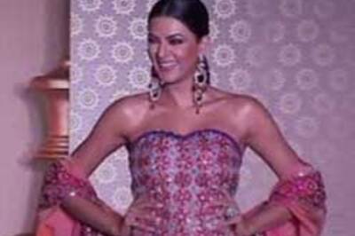 Sush makes designer's ordinary outfit look better