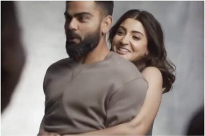 Anushka Sharma Proves She's a Strong Woman By Lifting Up Virat Kohli in Goofy Instagram Video
