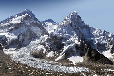Climbing to resume on Mount Everest by next week: official