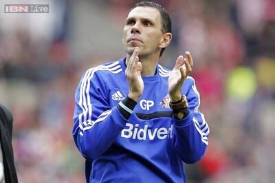 Poyet extends deal at Sunderland through 2016