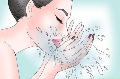 How to Do Emo Makeup