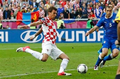 Croatia secure 1-1 draw with Italy