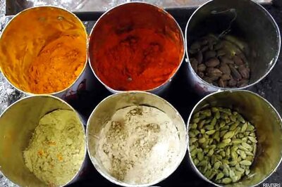 Cabinet to push Food Security ordinance despite opposition from Pawar
