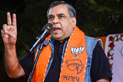 After Remark On Bengalis, Actor Paresh Rawal Faces Police Case For 'Hate Speech' at Gujarat Rally