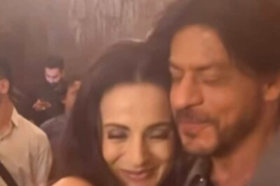 Ameesha Patel Can’t Stop Smiling As She Hugs Shah Rukh Khan At Gadar 2 Success Party, Fans React; Watch
