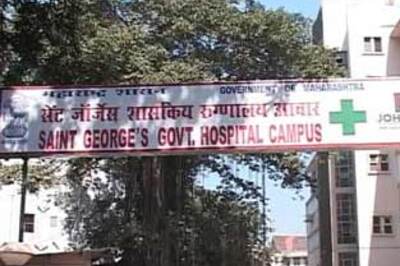 Rape case filed against senior doctor in Mumbai