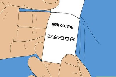 How to Iron a Picture on a Shirt