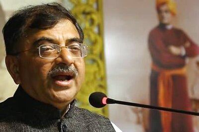 BJP Leader Tarun Vijay Sacks Person Handling His Twitter Account for Post Critical of PM Modi