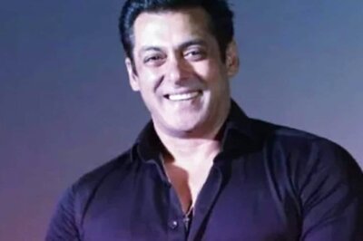 Picture Of Salman Khan's Hospitalisation After Snake Bite Goes Viral.
