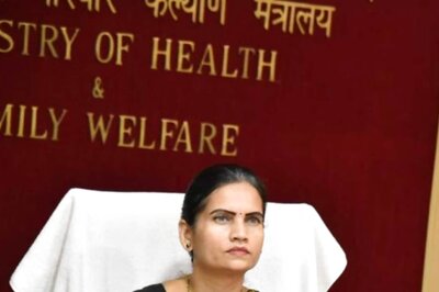 No Gender Gap in Administration of Covid-19 Vaccines, Says Govt