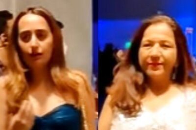 Fans Love Natasha Dalal And Varun Dhawan's Mother Laali Dhawan's Bonding in Viral Video