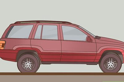 How to Change a Tire on a 1999‐2004 Jeep Grand Cherokee (WJ)