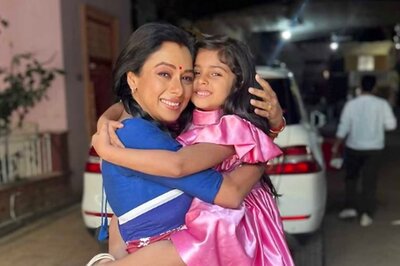 'Feel My Late Father's Presence on Anupamaa Sets,' Says Rupali Ganguly