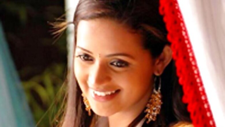 Actress Bhavana to act in 'Left Right Left'