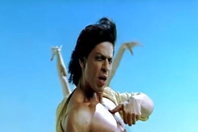 Female Crew Members of Shah Rukh Khan's Om Shanti Om Were Dragged Off the Set for This Reason?